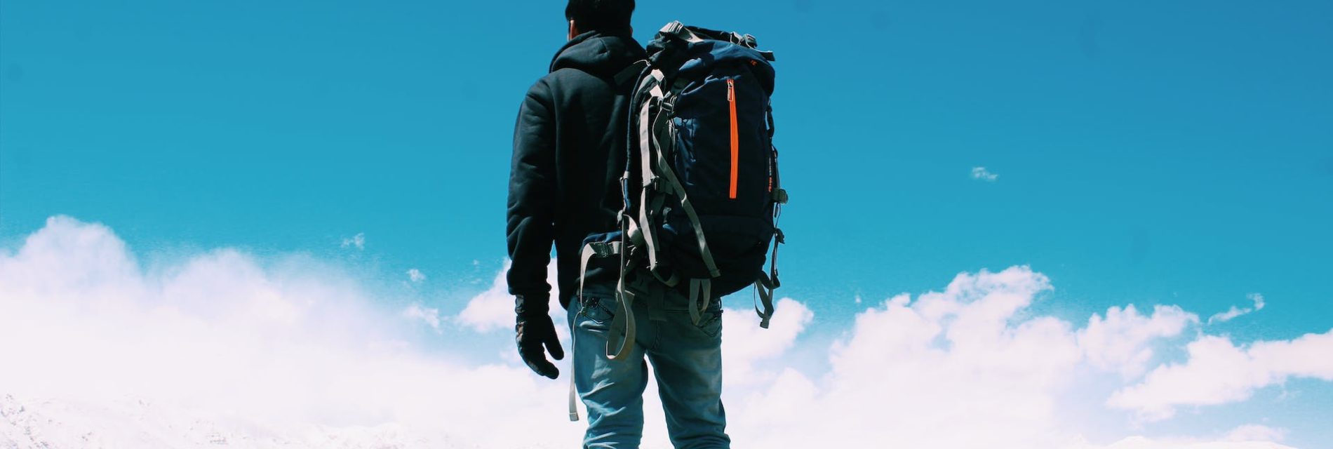 Sac à dos et équipements de voyage