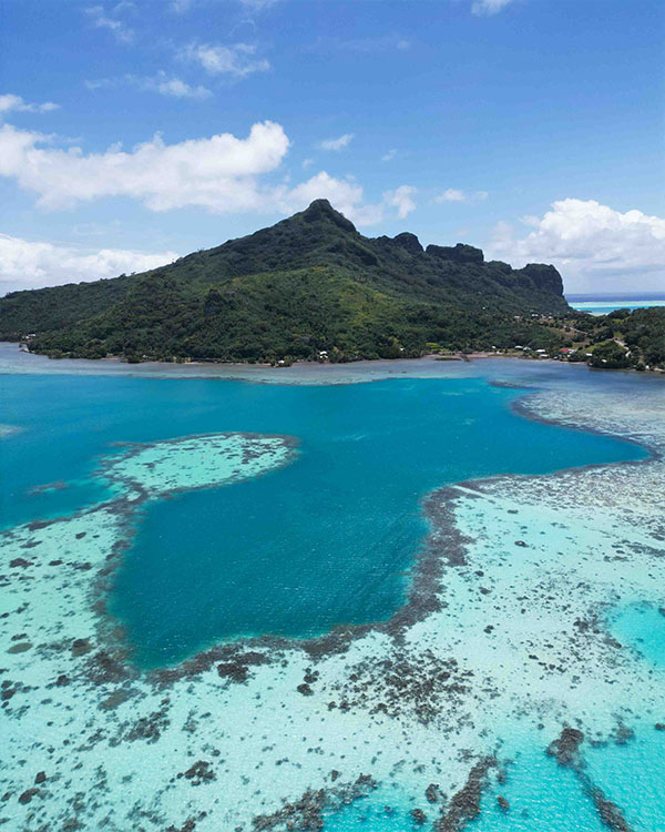Ile de Maupiti en drone avec Lagon