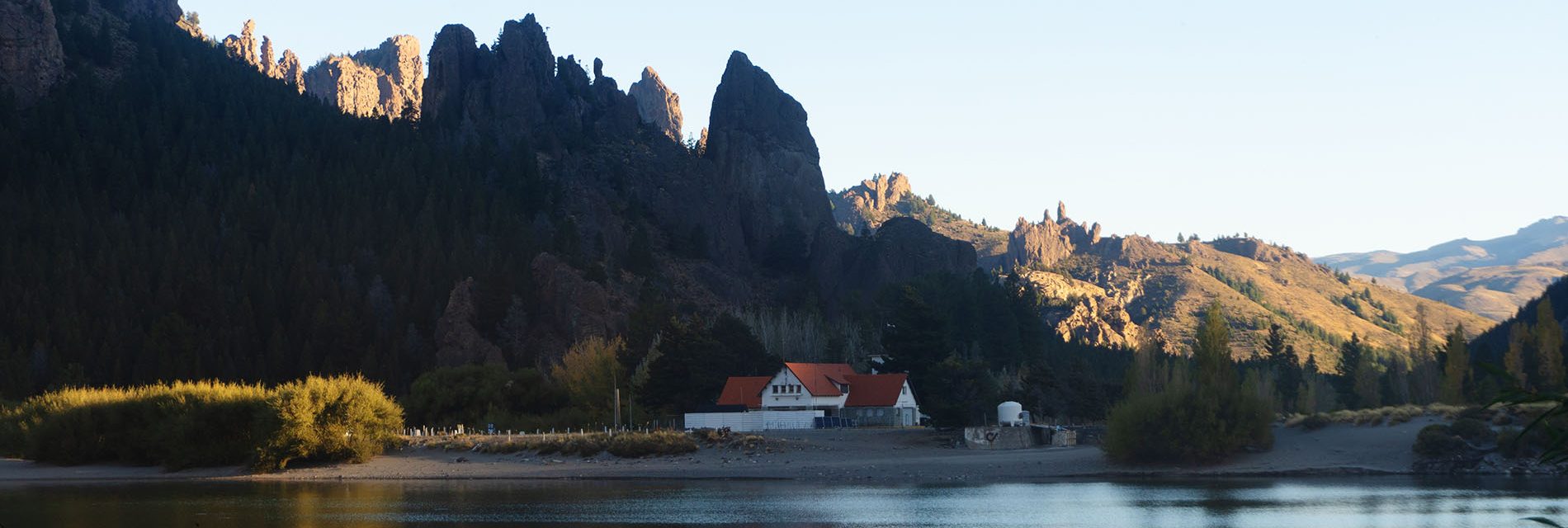 Paysage montagne et lac de Bariloche Argentine