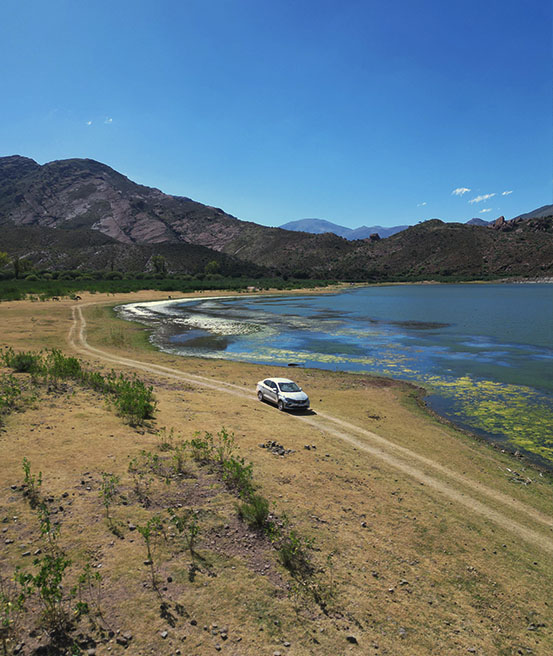 Roadtrip voiture boucle de Salta paysages lac montagnes